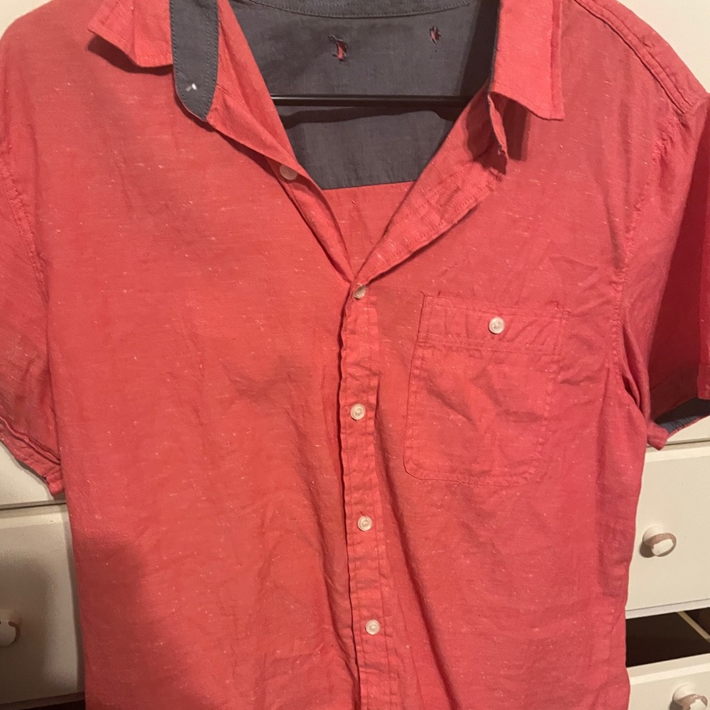 Medium button down